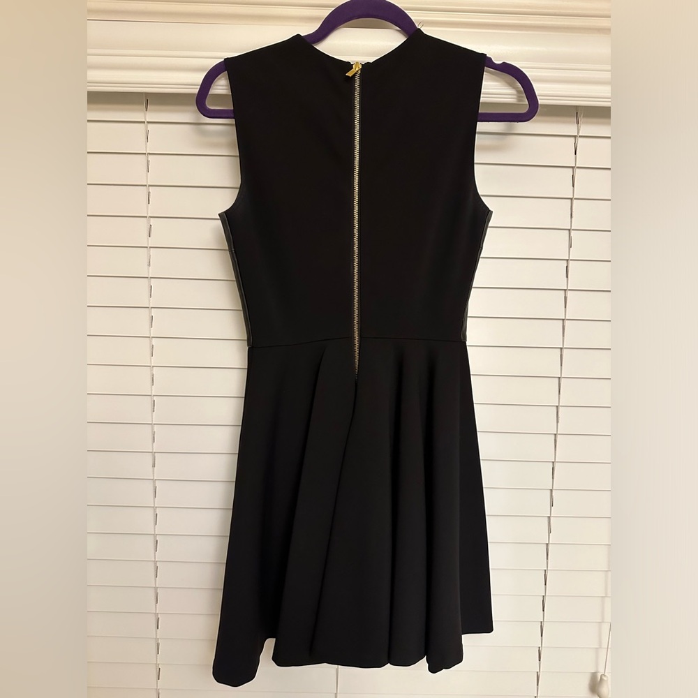 Diane Von Furstenberg Jeannie sleeveless black leather combo mini dress - Picture 2 of 7